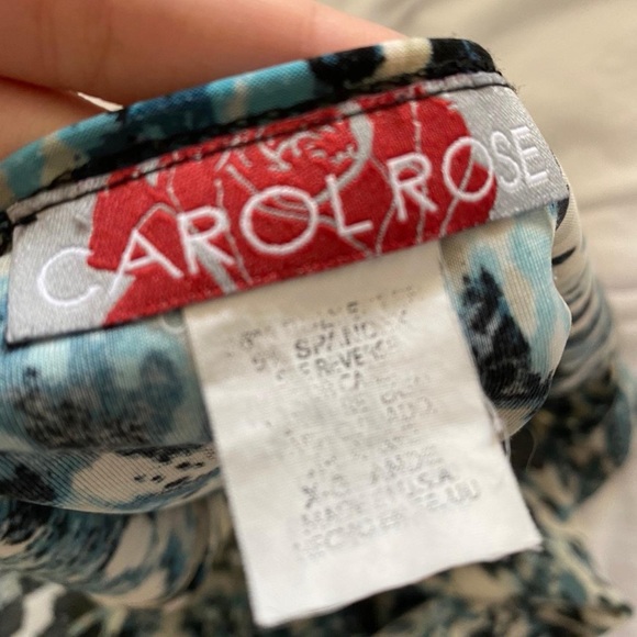 Sleeveless Cowl Neck Printed Top - Picture 4 of 4